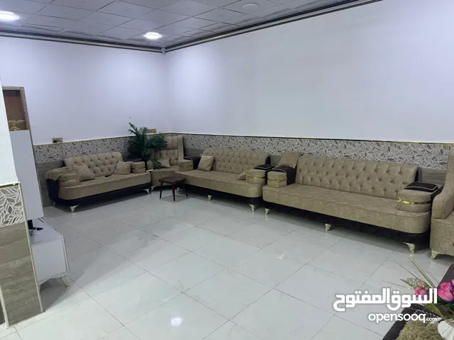 150 m2 2 Bedrooms Townhouse for Sale in Basra Tannumah