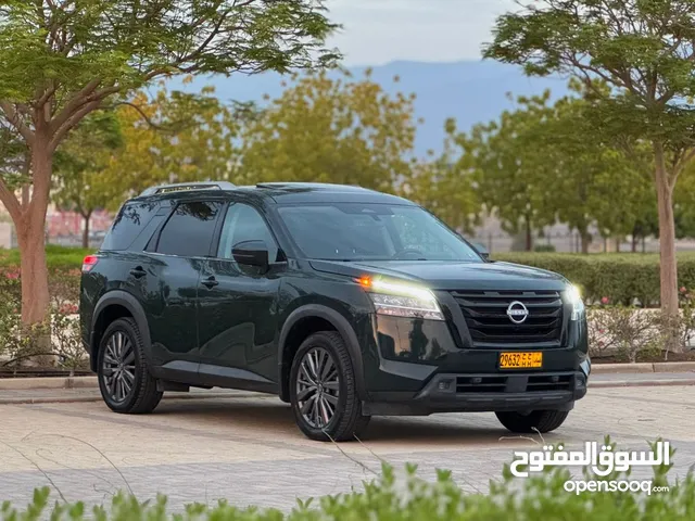 نيسان باثفيندر SL 2024