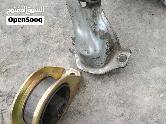 قواعد ماتور امامية وخلفية متسوبيشي GLX لانسر 2001 الى 2014 دعامات واذان للمحرك نظاف وجداد بدون عيوب