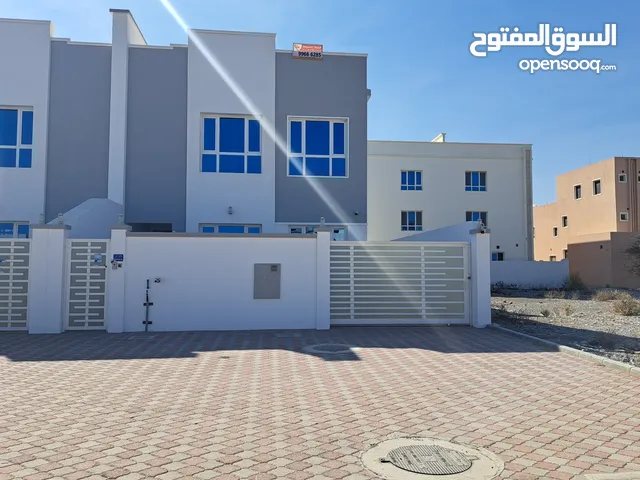 430m2 5 Bedrooms Villa for Sale in Muscat Al Khoud