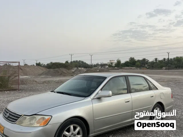 2000 تويوتا افالون Limited
