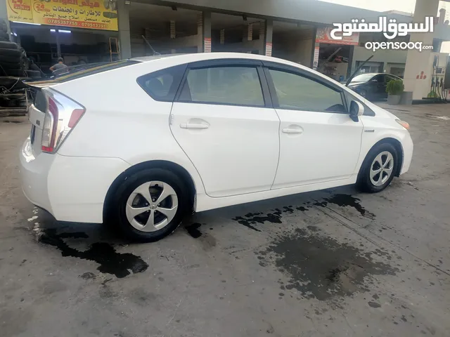 Used Toyota Prius in Amman