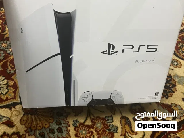 بلايستيشن 5سلم مش مقضوض بضمان