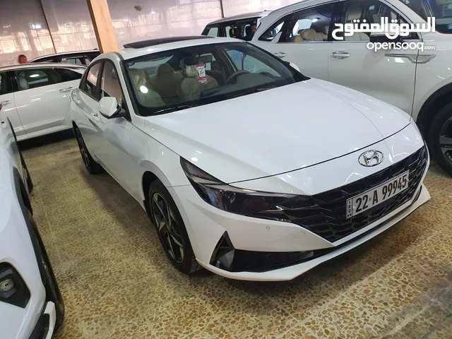 Hyundai Elantra Standard in Basra