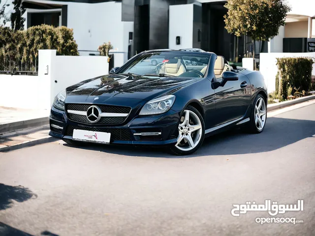 MERCEDES-BENZ SLK-200  CONVERTIBLE  GCC  0% DP  LOW MILEAGE