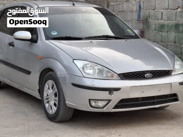 فورد فوكس للبيع محرك 18