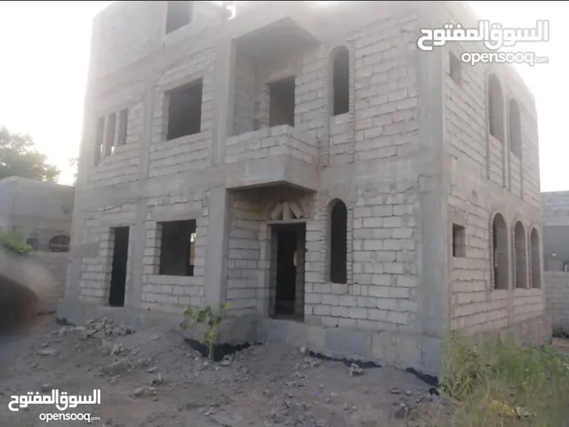 فيلا دورين عظم.المدينة الخضراء عدن