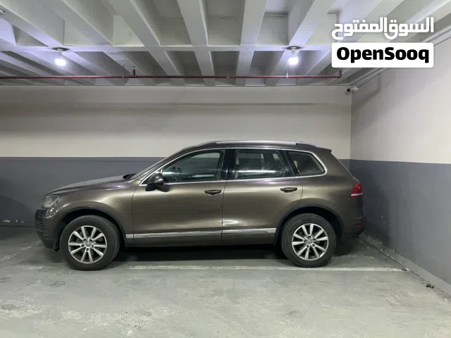 2013 فولكسفاغن طوارق Standard