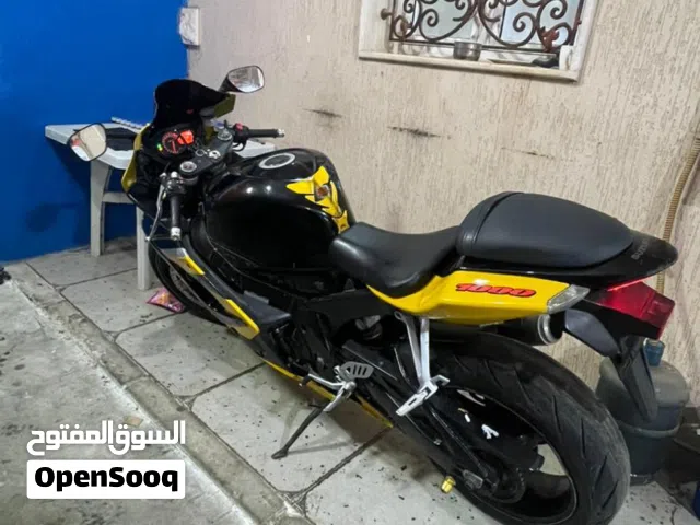 سوزوكي 2006 للبيع