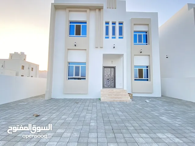 264m2 5 Bedrooms Villa for Sale in Muscat Amerat