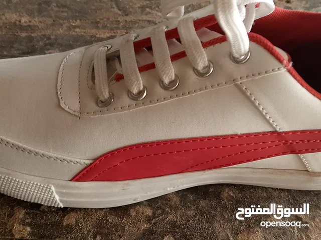 احذيه رياضيه ورسميه