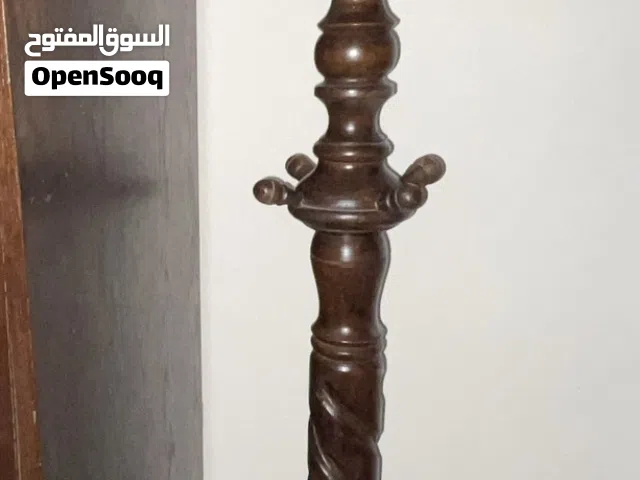 علاقة ملابس عاموديه خشب زان