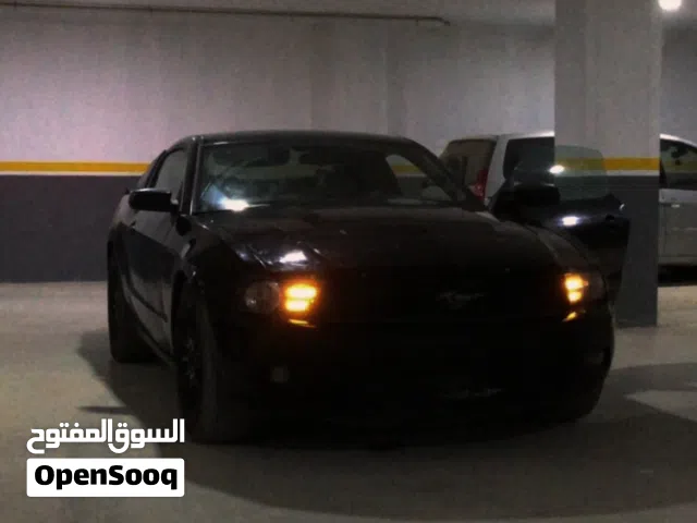 2012 فورد موستانج Standard