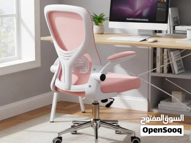 كرسي مكتب جديد New desk chair