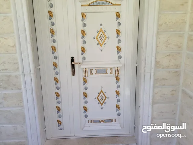 ابو صالح لطلاء المعادن