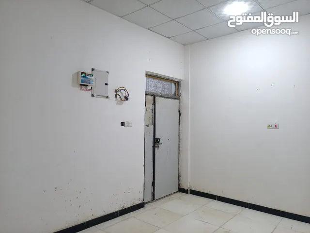 150m2 2 Bedrooms Apartments for Rent in Basra Al Salheya