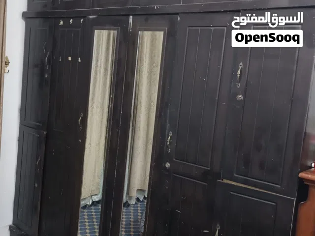 خزانه ملابسه نظيفه جدا دورين ب20