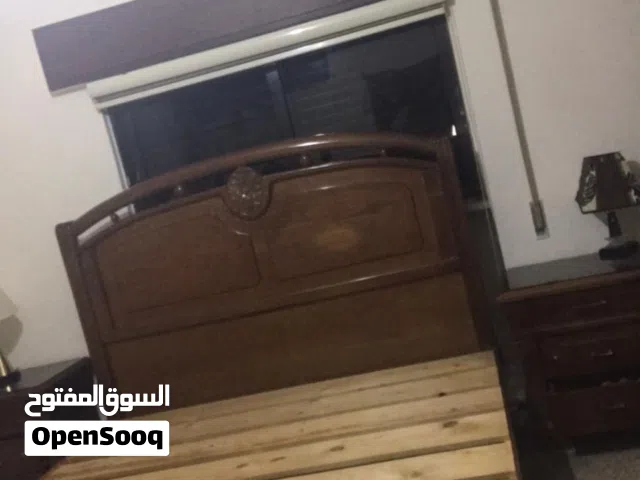 غرفه نوم للبيع خشب بلوط لاتي