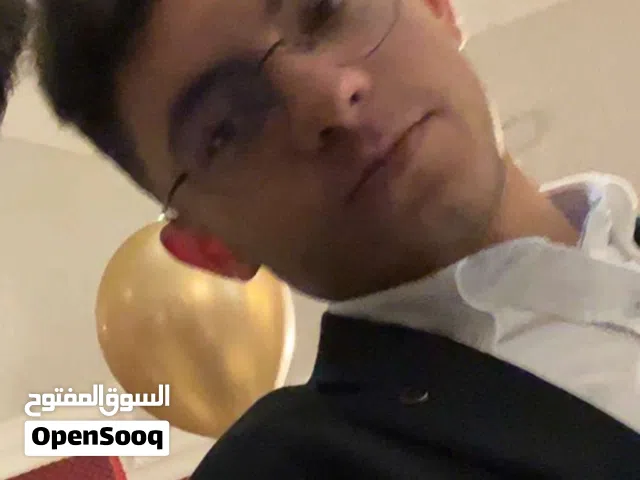شب وسيم للبيع