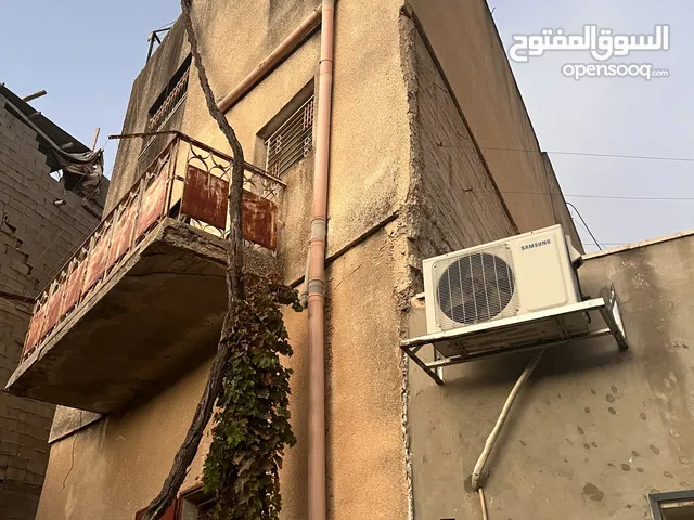 360 m2 More than 6 bedrooms Townhouse for Sale in Ramallah and Al-Bireh Abwein