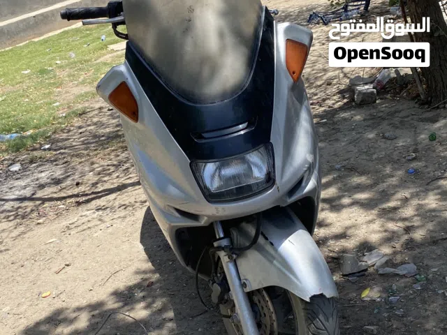 ماجستة قديم الشكل المقدس سبب البيع بسبب السفر ، دراجة نظيفة والياخذها يشوف خيرها