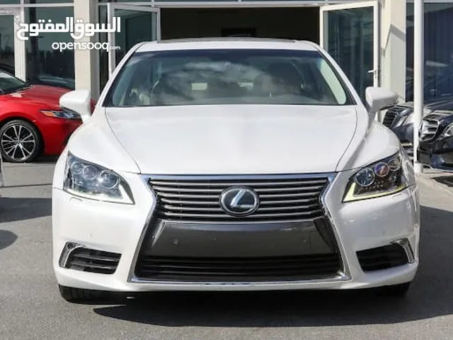 Used Lexus LS in Sharjah