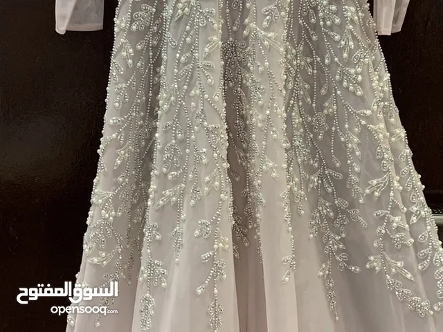فساتين سهرة او خطوبة فل شك
