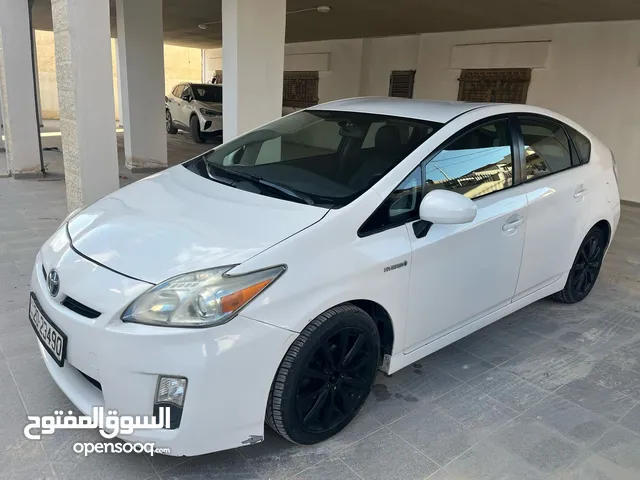 Used Toyota Prius in Zarqa