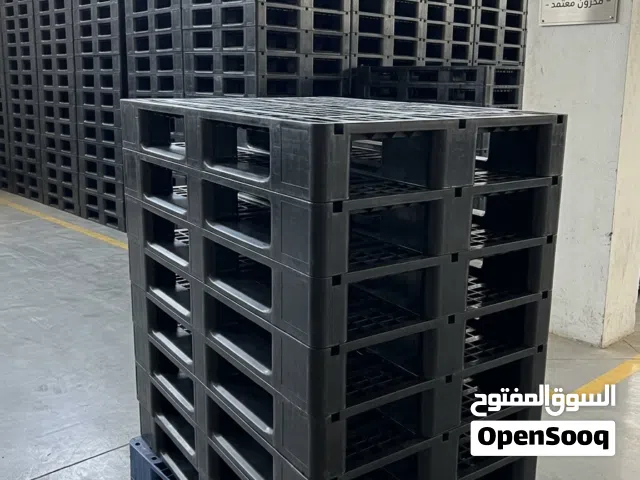 طبالي بلاستيك جديده للبيع قياس 110 × 130 تحمل ثلاث طن صناعة سعودية قوية بأمتياز عالي جداً