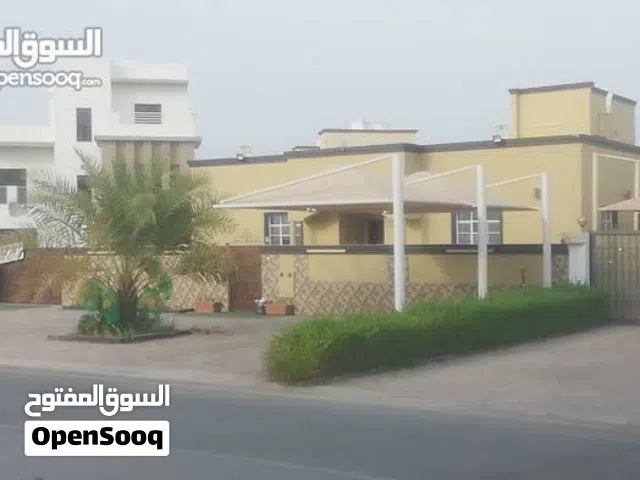 منزل للبيع كبير طابق واحد بالقرب من مدينة السلطان هيثم والجامعة العربية المفتوحة