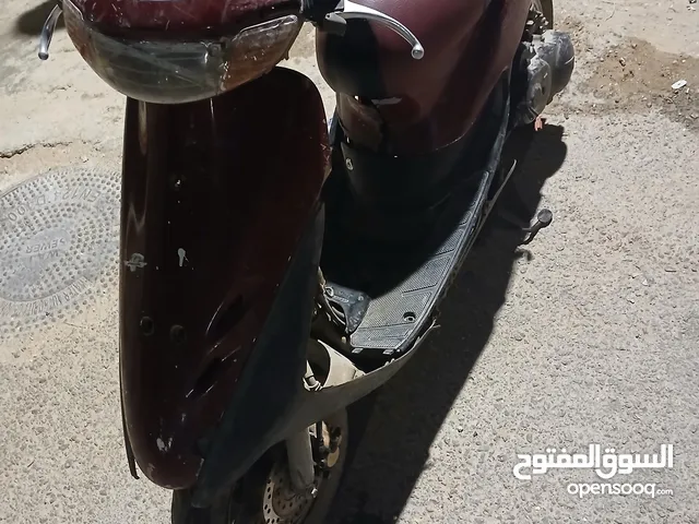 سكوتر للبيع بدو شويه شغل