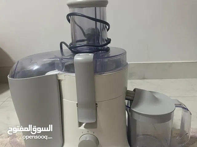للبيع ماكينة عصر الفواكه من شركة كينودkenwood بحالة جيدة