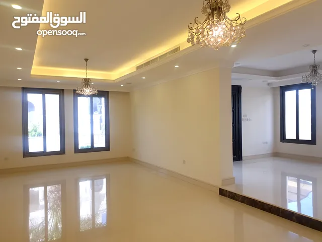 700 m2 More than 6 bedrooms Villa for Rent in Amman Al Kursi