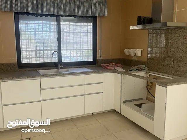 مطبخ خشب لامينيت راكب غير مستعمل للبيع