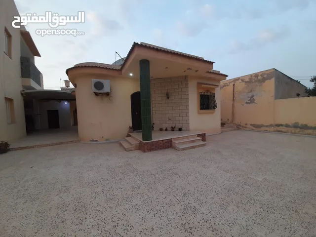 9085 m2 3 Bedrooms Townhouse for Rent in Tripoli Janzour