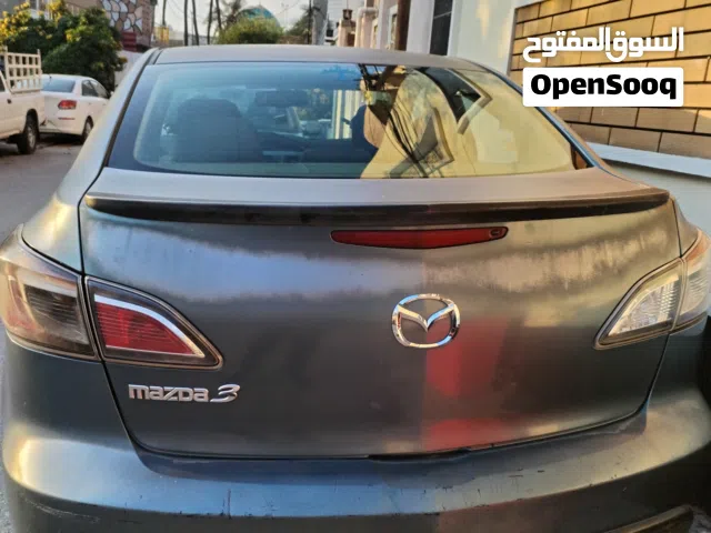 2010 مازدا 3 Standard