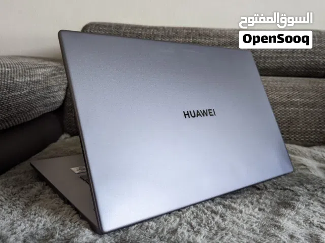 Huawei d15 مع الشاحن الاصلي وماوس هواوي اصلية