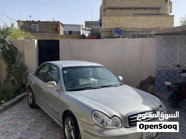 2005 هيونداي سوناتا Standard