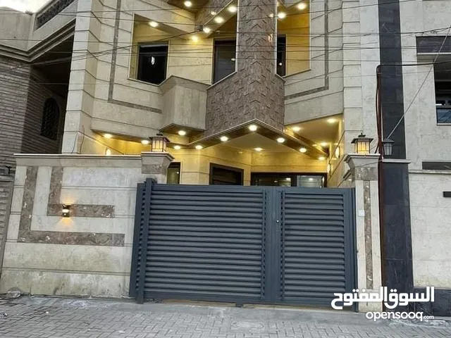 300 m2 5 Bedrooms Townhouse for Sale in Baghdad Saidiya