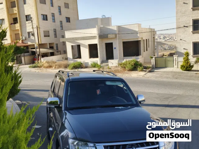 2016 ميتسوبيشي باجيرو GLS Plus