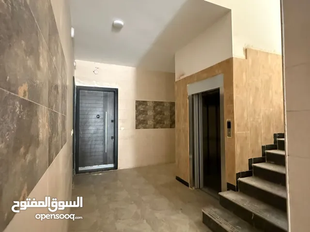 110 m2 2 Bedrooms Apartments for Rent in Baghdad Falastin St
