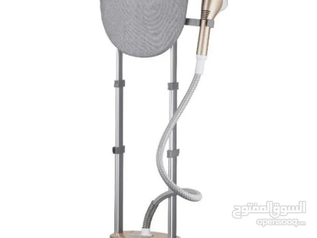 Features • Removable Water Tank Capacity : 1.6L • 5 variable steam levels • Dry Iron and Steam