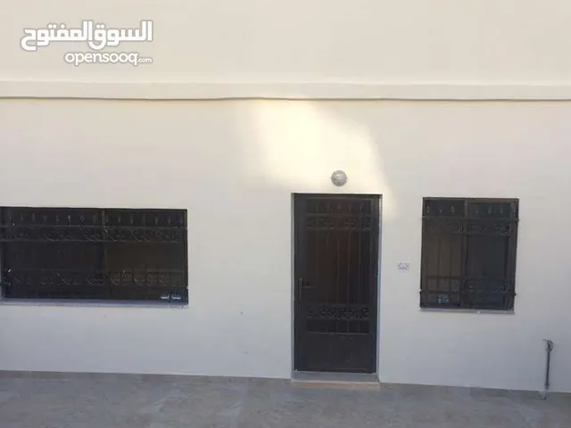 شقة طابق أرضي للإيجار