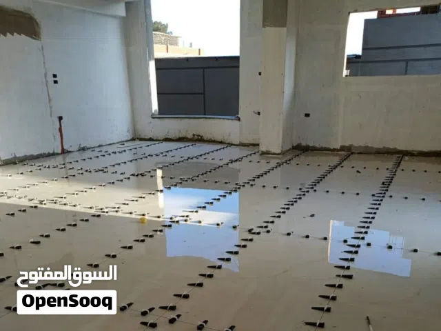 معلم بلاط السيراميك والبورسيلين والرخام