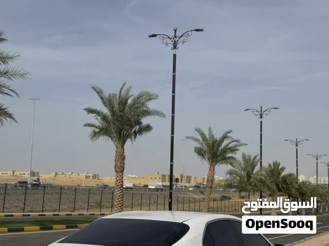 2018 تويوتا كامري LE