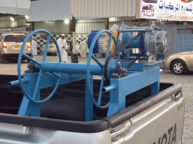 ونش سحب غطاس من باطن الارض يصل الى عمق 300 متر