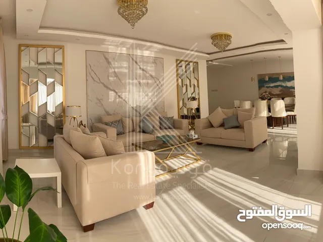 244 m2 3 Bedrooms Apartments for Sale in Amman Al-Thuheir