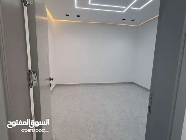 138 m2 3 Bedrooms Apartments for Sale in Tripoli Al-Serraj