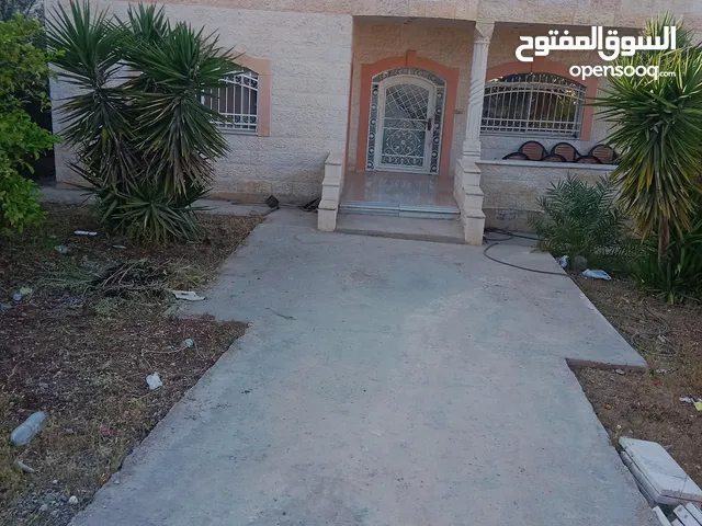 210m2 3 Bedrooms Townhouse for Sale in Irbid Al Husn