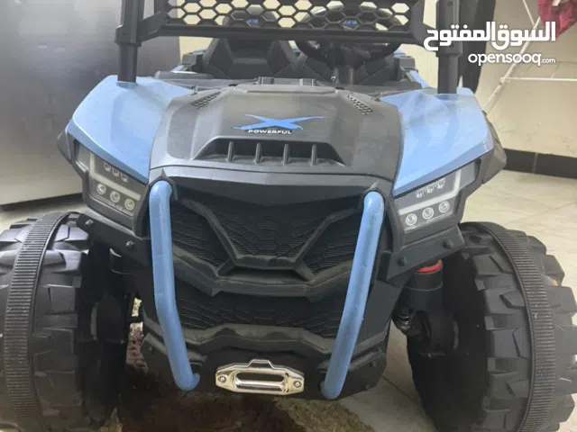 سيارة اطفال